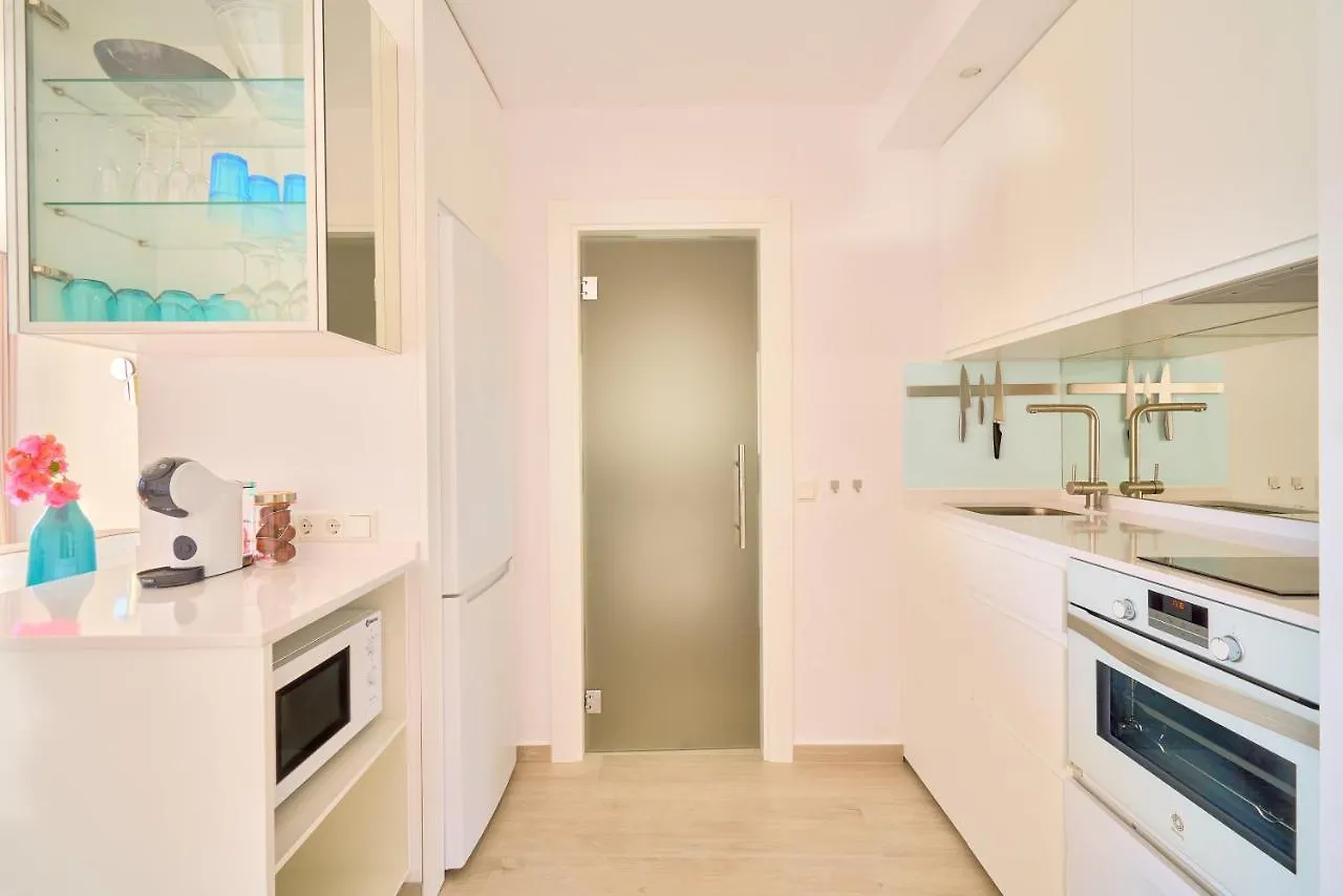 Lägenhet Honeymoon Corner Suite, Sun-All-Day Terrace On The Best Beach Of Marbella Spanien